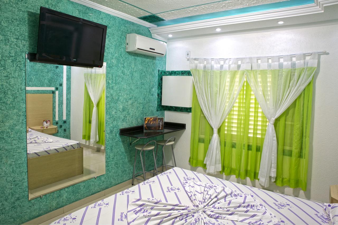 Motel Tropical Inn Cacapava Buitenkant foto